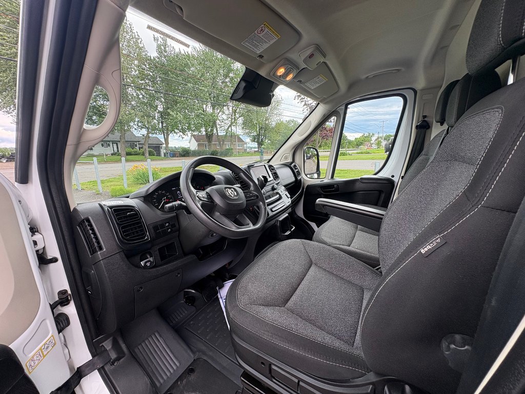 2022 Ram ProMaster Cargo Van 2500 Low Roof 136' in Repentigny, Quebec - 12 - w1024h768px