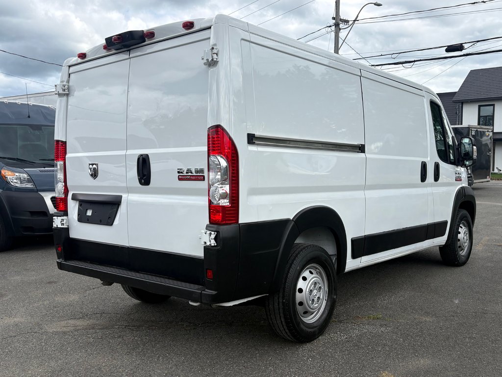 2022 Ram ProMaster Cargo Van 2500 Low Roof 136' in Repentigny, Quebec - 6 - w1024h768px