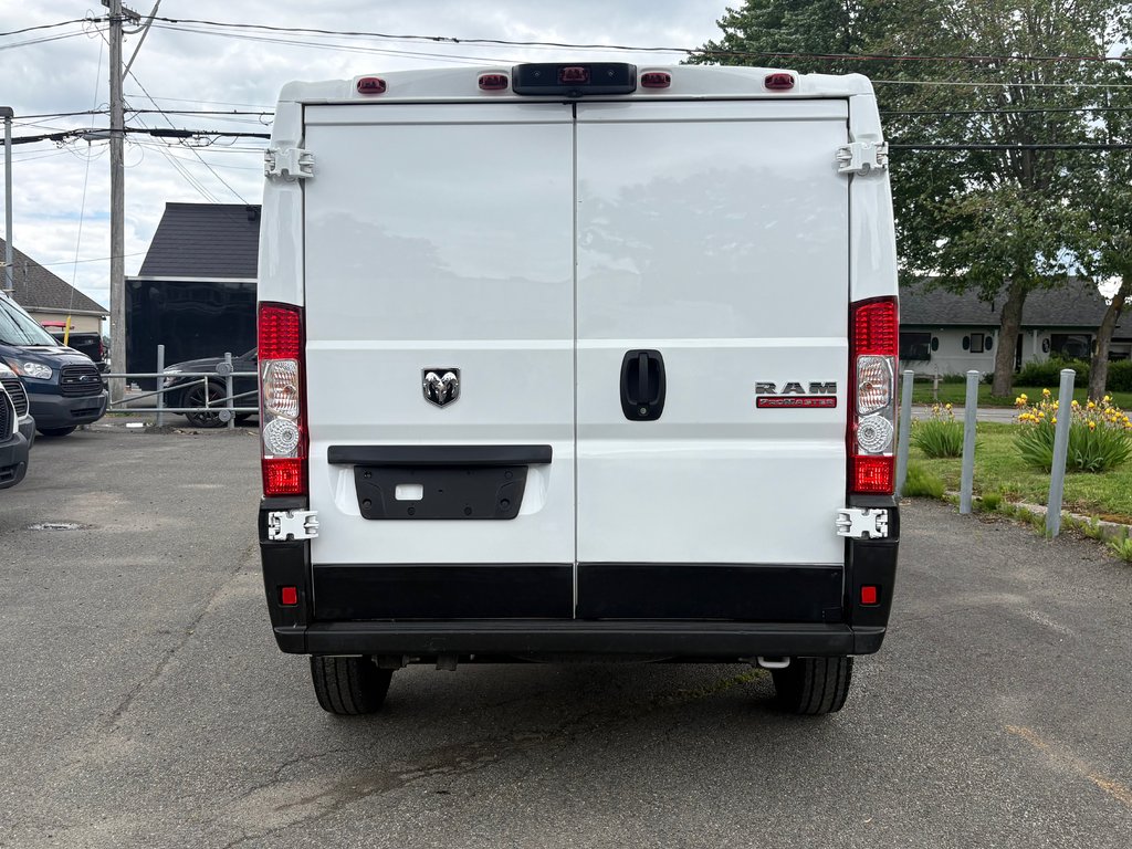 2022 Ram ProMaster Cargo Van 2500 Low Roof 136' in Repentigny, Quebec - 7 - w1024h768px