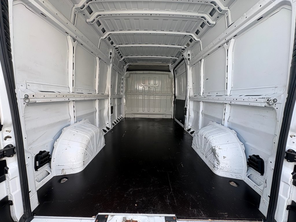 Ram ProMaster Cargo Van 3500 High Roof 159' 2022 à Saint-Sulpice, Québec - 10 - w1024h768px