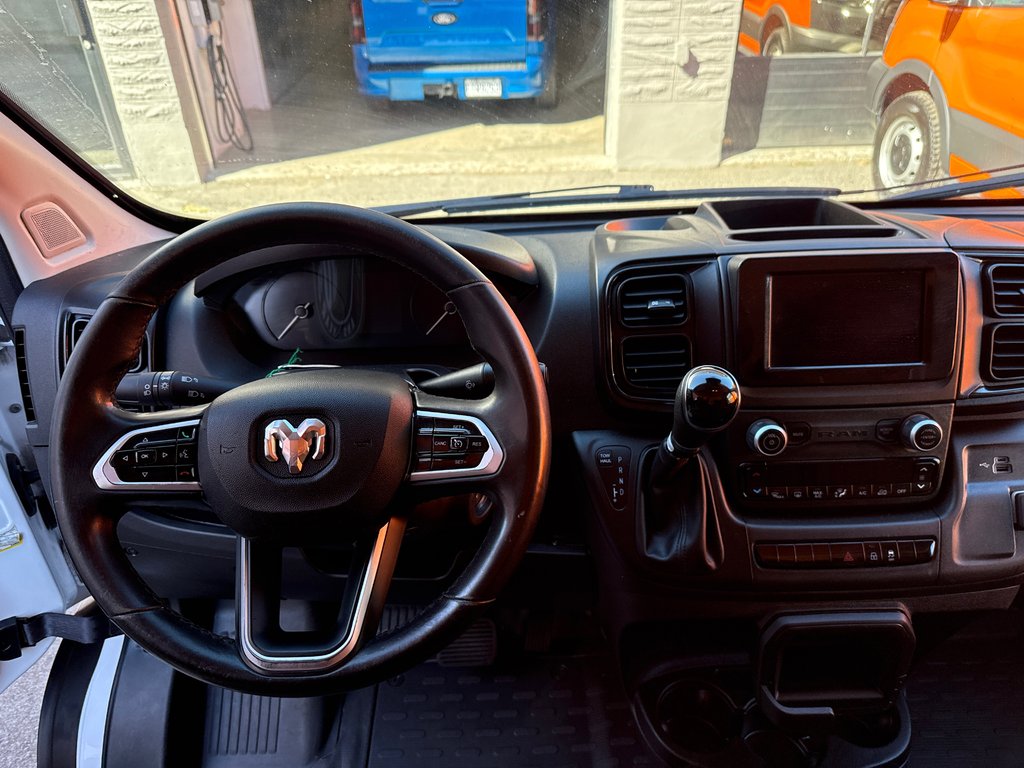 2023 Ram ProMaster Cargo Van 2500 High Roof 159' in Saint-Sulpice, Quebec - 10 - w1024h768px