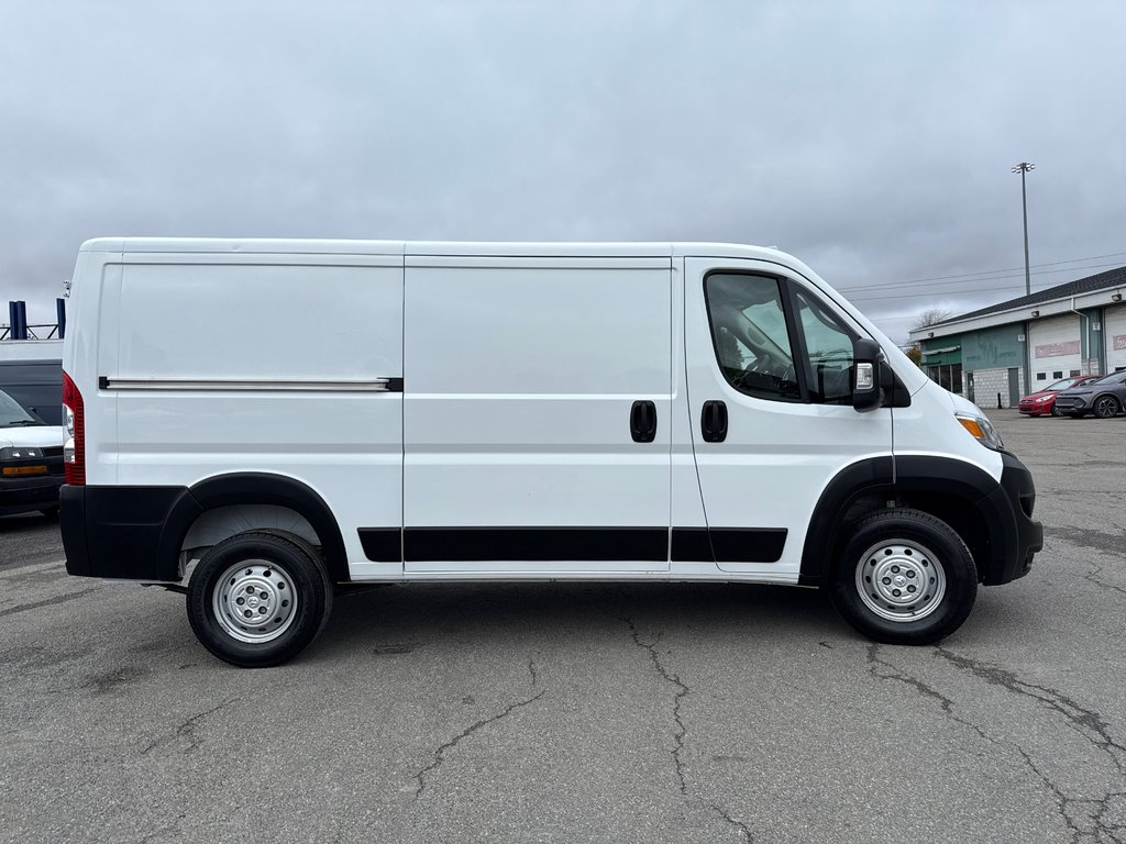 Ram ProMaster Cargo Van 1500 Low Roof 136' 2023 à Repentigny, Québec - 6 - w1024h768px