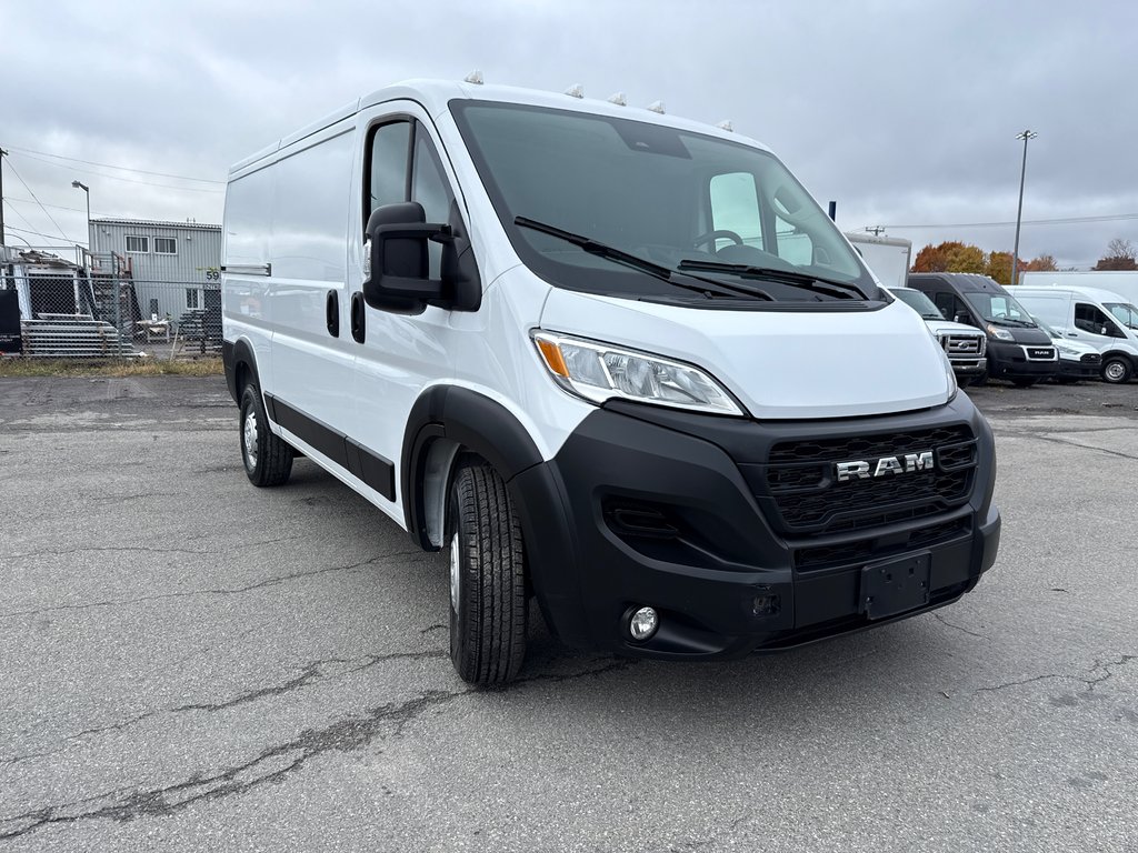 Ram ProMaster Cargo Van 1500 Low Roof 136' 2023 à Repentigny, Québec - 7 - w1024h768px