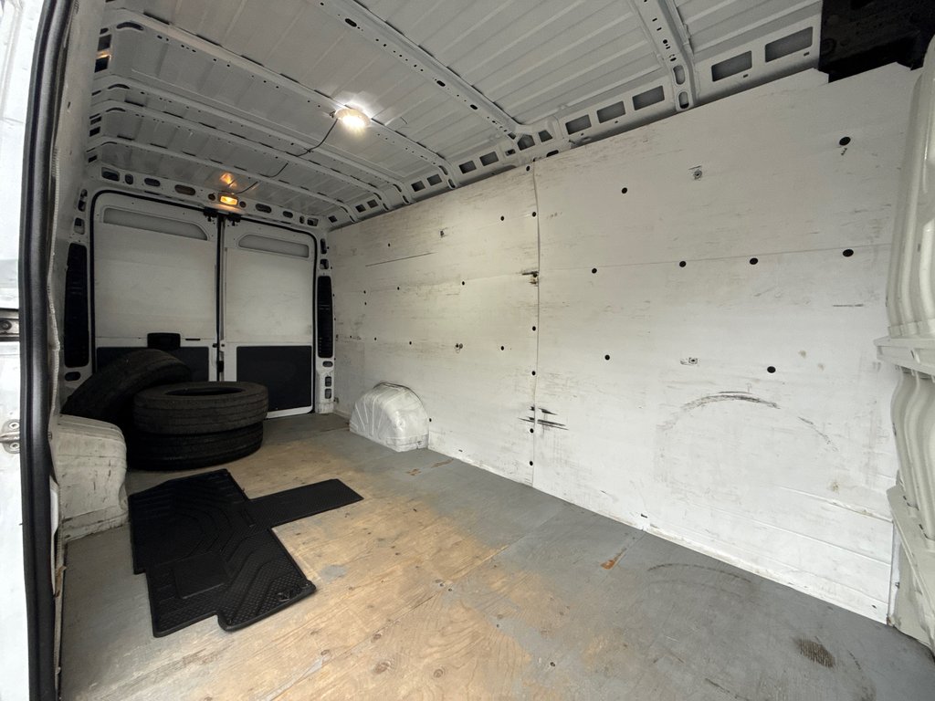 Ram ProMaster Cargo Van 3500 High Roof 159' EXT 2023 à Repentigny, Québec - 12 - w1024h768px