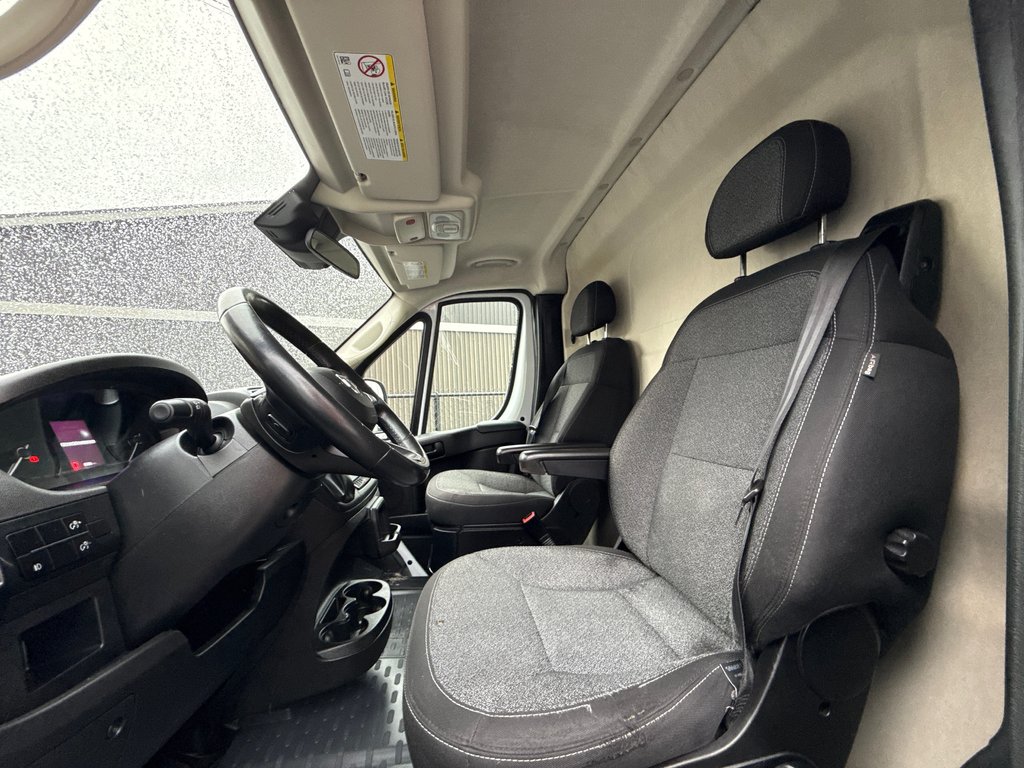 Ram ProMaster Cargo Van 3500 High Roof 159' EXT 2023 à Repentigny, Québec - 14 - w1024h768px