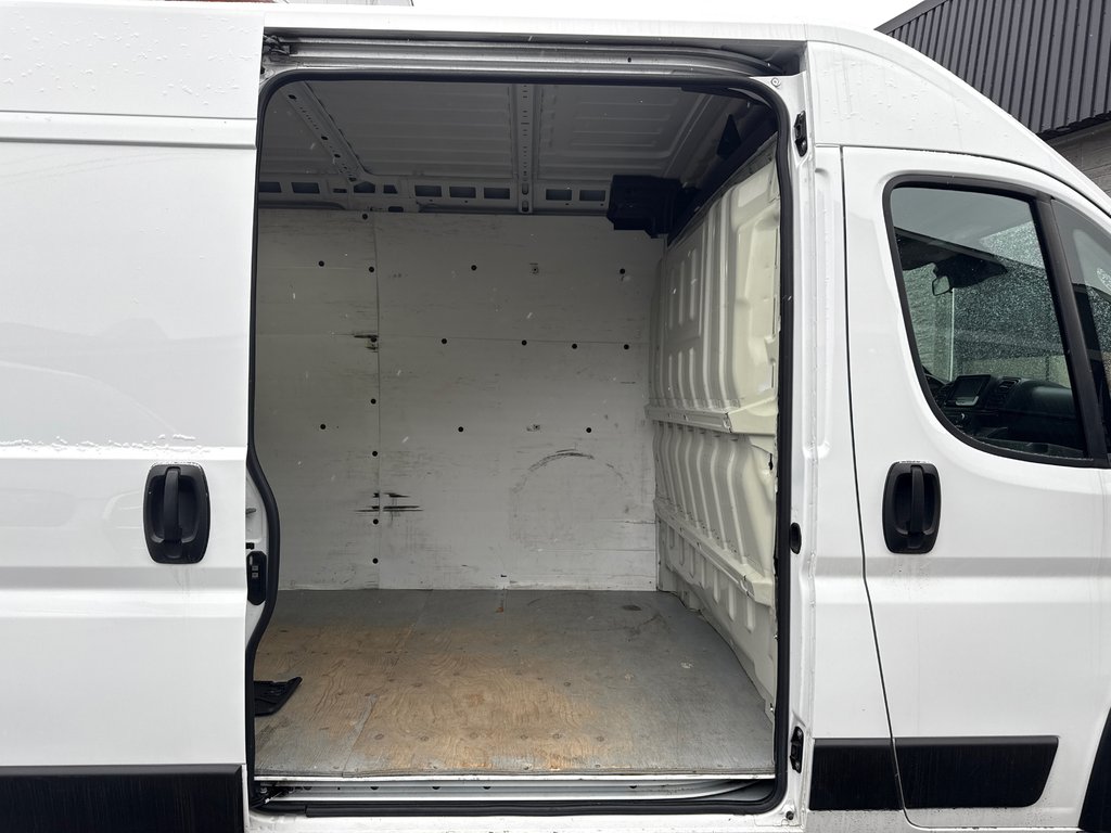 Ram ProMaster Cargo Van 3500 High Roof 159' EXT 2023 à Repentigny, Québec - 11 - w1024h768px