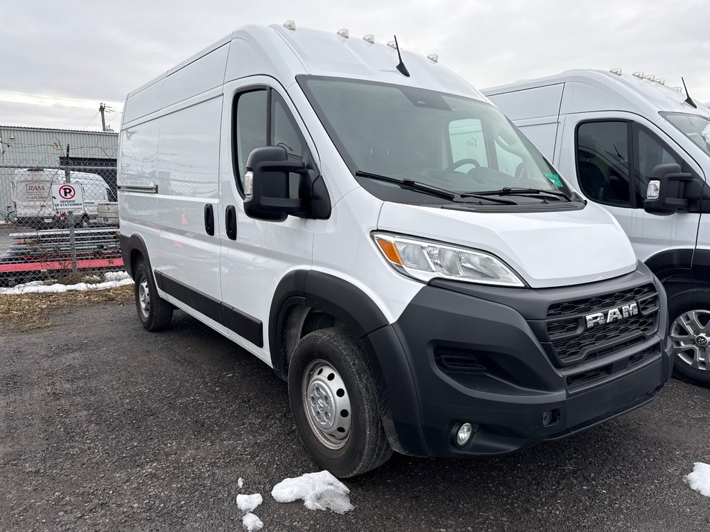 Ram ProMaster Cargo Van 2500 High Roof 136' 2023 à Repentigny, Québec - 7 - w1024h768px