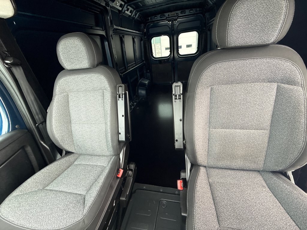 Ram ProMaster Cargo Van 2500 High Roof 159' 2023 à Repentigny, Québec - 15 - w1024h768px