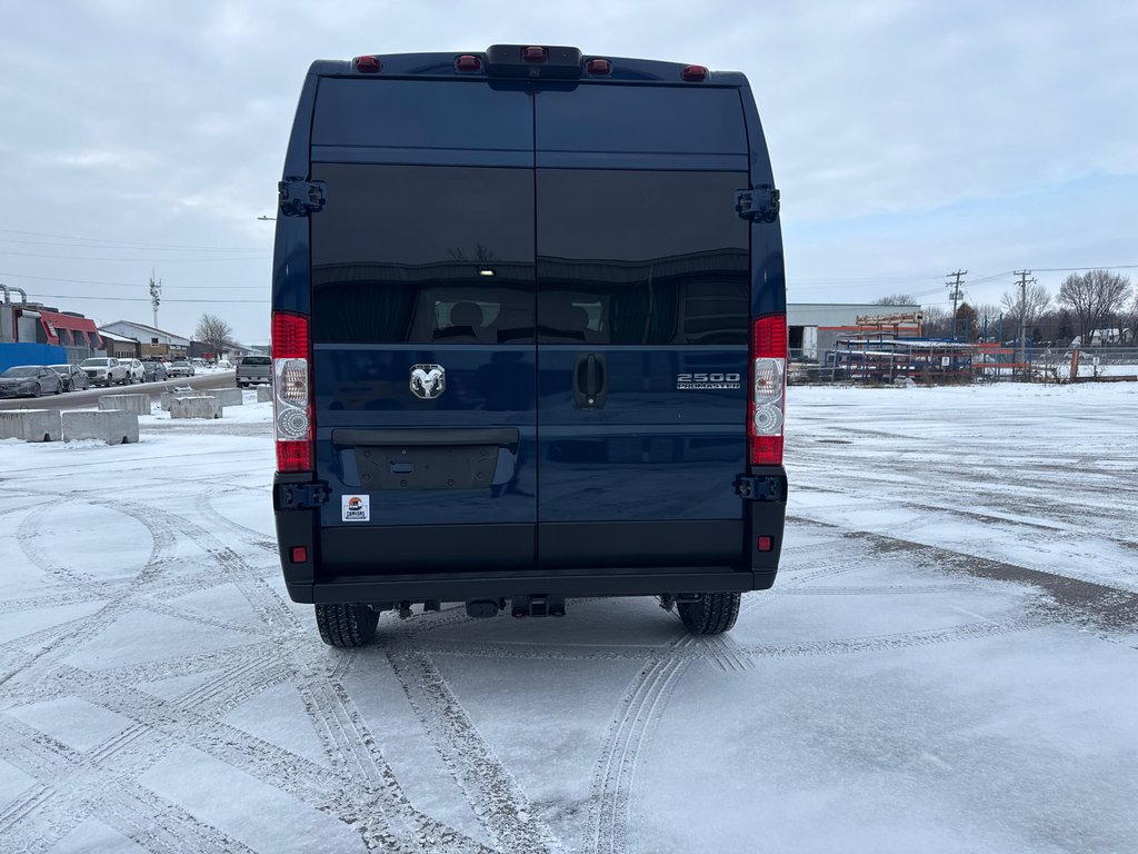 Ram ProMaster Cargo Van 2500 High Roof 159' 2023 à Repentigny, Québec - 5 - w1024h768px