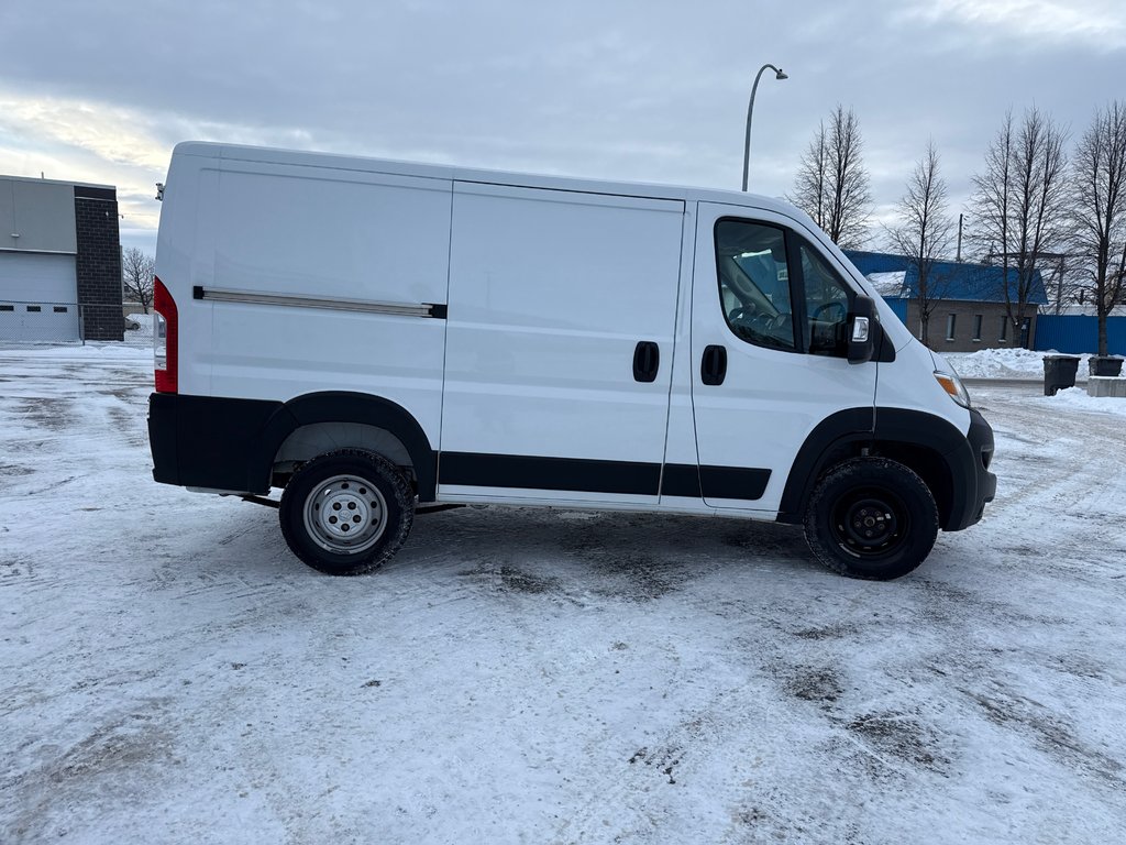 Ram ProMaster Cargo Van 1500 Low Roof 118' 2023 à Repentigny, Québec - 7 - w1024h768px
