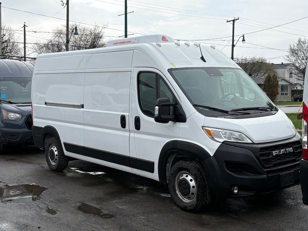2023 Ram ProMaster Cargo Van 3500 High Roof 159' REEFER in Repentigny, Quebec - 1 - w1024h768px