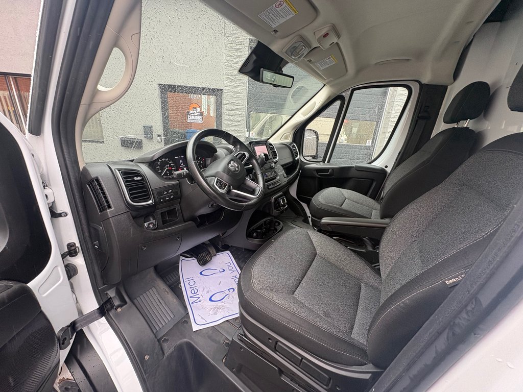 2023 Ram ProMaster Cargo Van 3500 High Roof 159' REEFER in Repentigny, Quebec - 12 - w1024h768px