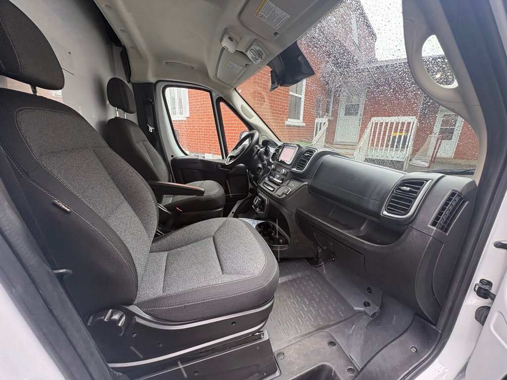 2023 Ram ProMaster Cargo Van 3500 High Roof 159' REEFER in Repentigny, Quebec - 11 - w1024h768px