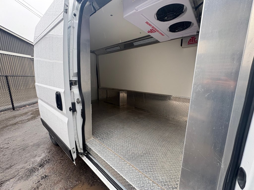 2023 Ram ProMaster Cargo Van 3500 High Roof 159' REEFER in Repentigny, Quebec - 10 - w1024h768px