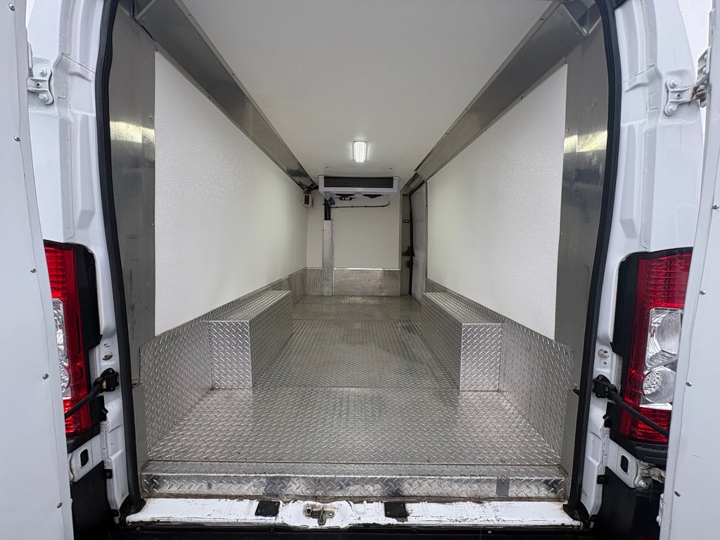 Ram ProMaster Cargo Van 3500 High Roof 159' EXT REEFER 2023 à Repentigny, Québec - 6 - w1024h768px
