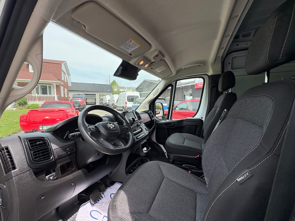 Ram ProMaster Cargo Van 2500 High Roof 159' 2023 à Repentigny, Québec - 12 - w1024h768px