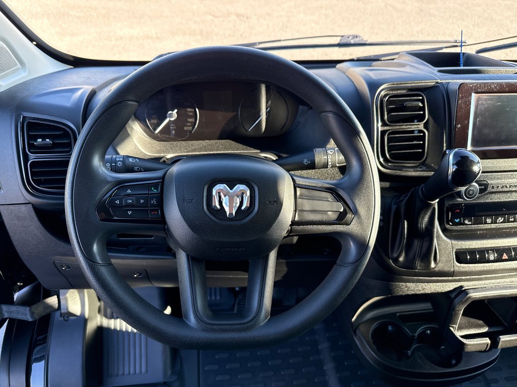 Ram ProMaster Cargo Van 2500 High Roof 159' 2024 à Repentigny, Québec - 18 - w1024h768px