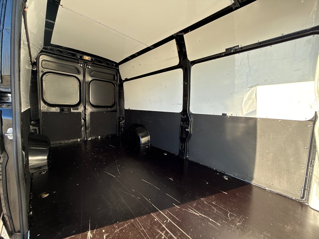Ram ProMaster Cargo Van 2500 High Roof 159' 2024 à Repentigny, Québec - 12 - w1024h768px