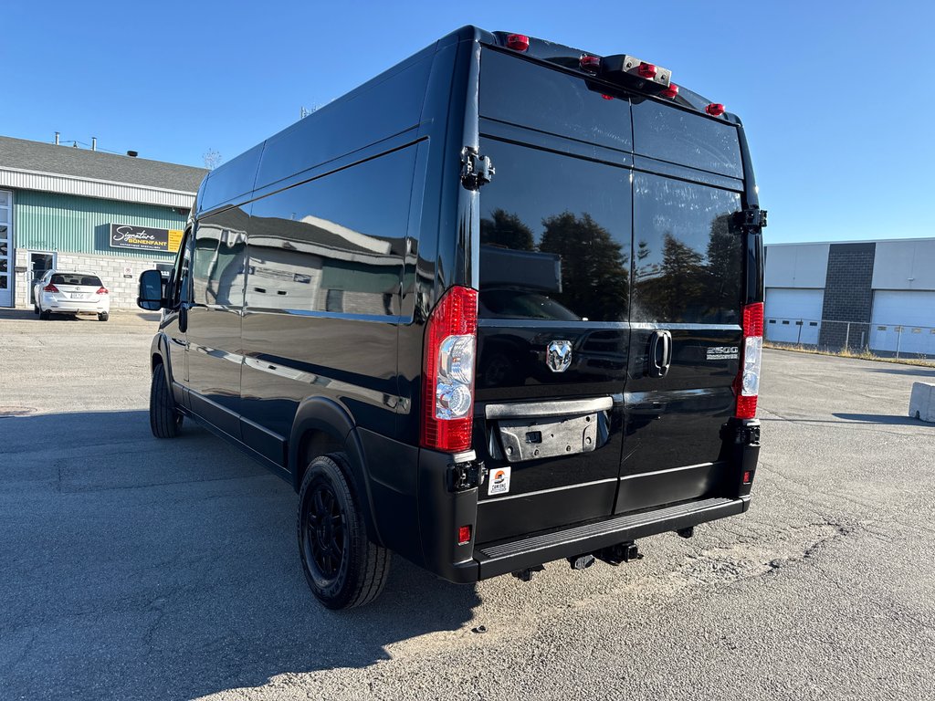 Ram ProMaster Cargo Van 2500 High Roof 159' 2024 à Repentigny, Québec - 4 - w1024h768px