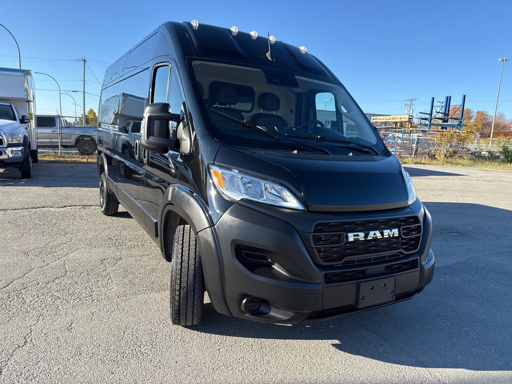 Ram ProMaster Cargo Van 2500 High Roof 159' 2024 à Repentigny, Québec - 8 - w1024h768px