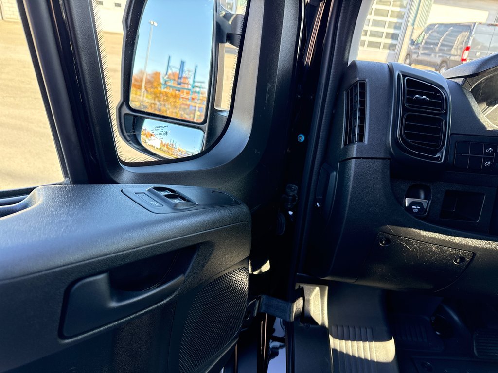 Ram ProMaster Cargo Van 2500 High Roof 159' 2024 à Repentigny, Québec - 20 - w1024h768px