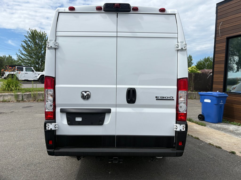 2025 Ram ProMaster Cargo Van 3500 High Roof 159' EXT in Repentigny, Quebec - 6 - w1024h768px