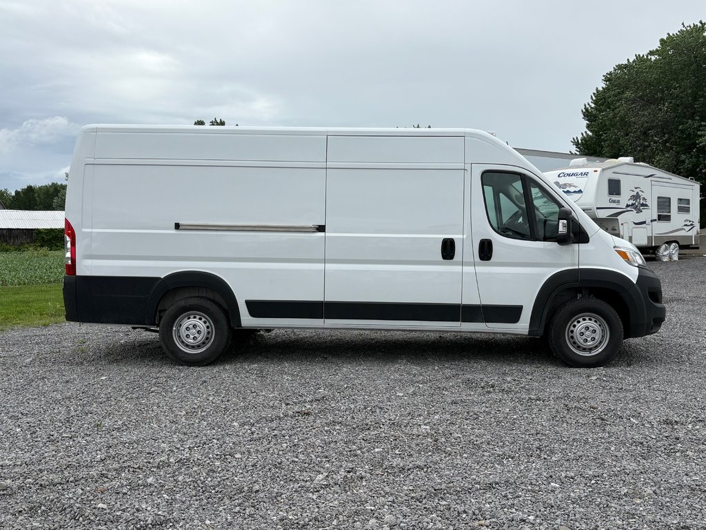 2025 Ram ProMaster Cargo Van 3500 High Roof 159' EXT in Repentigny, Quebec - 5 - w1024h768px