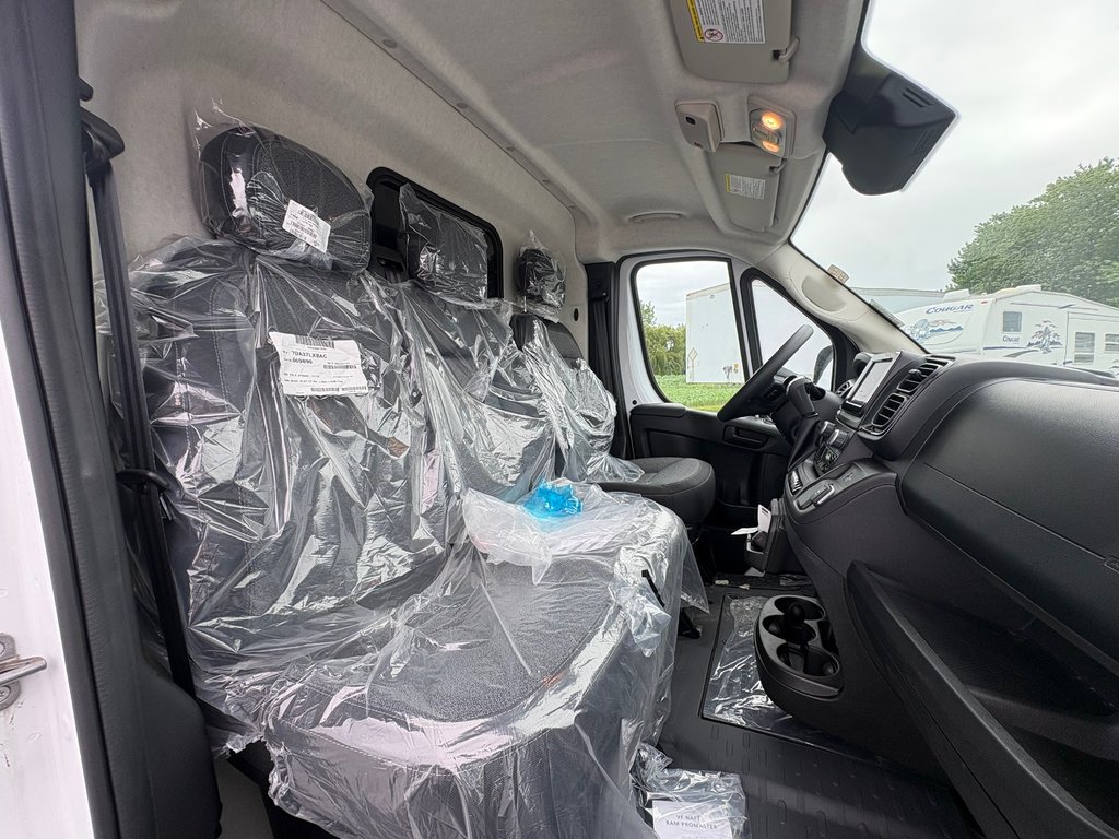 2025 Ram ProMaster Cargo Van 3500 High Roof 159' EXT in Repentigny, Quebec - 13 - w1024h768px