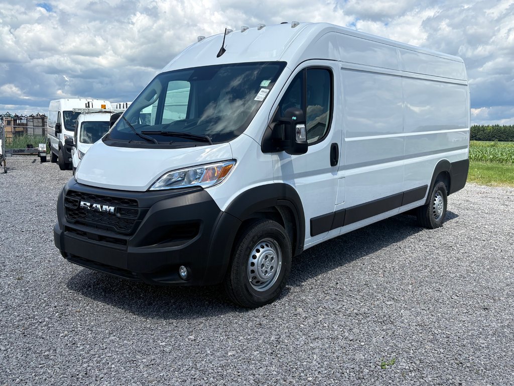 2025 Ram ProMaster Cargo Van 3500 High Roof 159' EXT in Repentigny, Quebec - 1 - w1024h768px