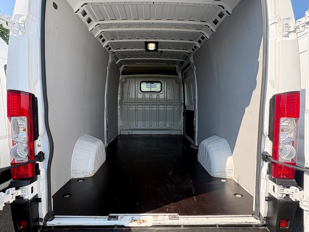 Ram ProMaster Cargo Van 3500 High Roof 159' EXT 2025 à Repentigny, Québec - 11 - w1024h768px