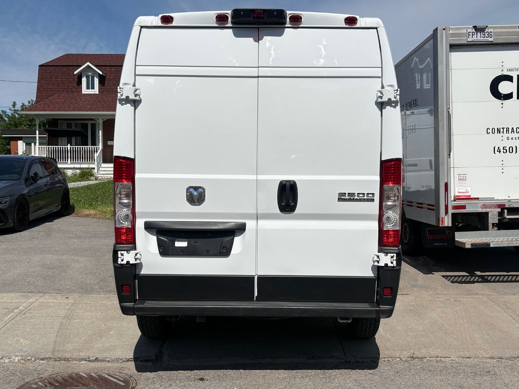 Ram ProMaster Cargo Van 2500 High Roof 136' 2025 à Repentigny, Québec - 7 - w1024h768px