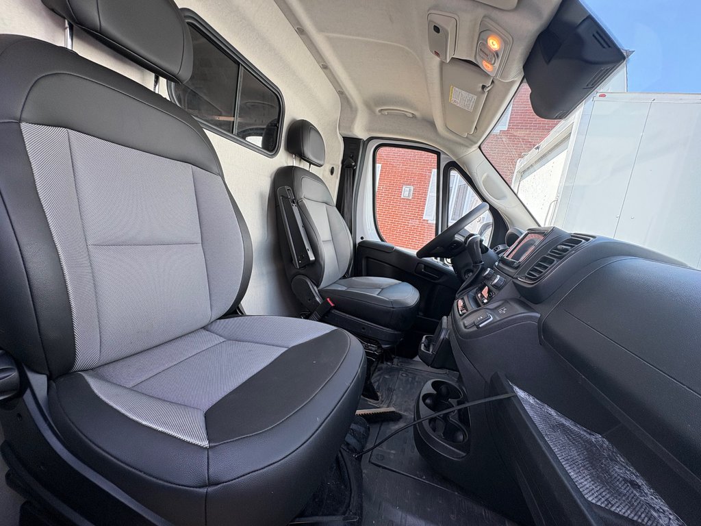 Ram ProMaster Cargo Van 2500 High Roof 136' 2025 à Repentigny, Québec - 11 - w1024h768px