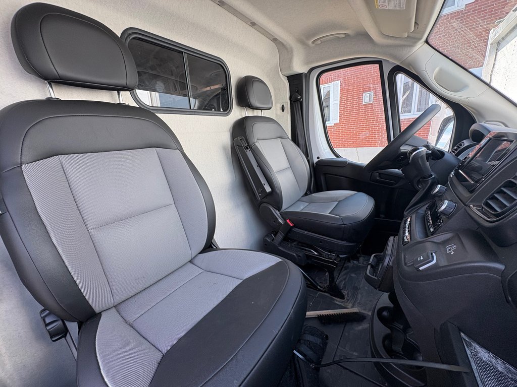 Ram ProMaster Cargo Van 2500 High Roof 136' 2025 à Repentigny, Québec - 12 - w1024h768px