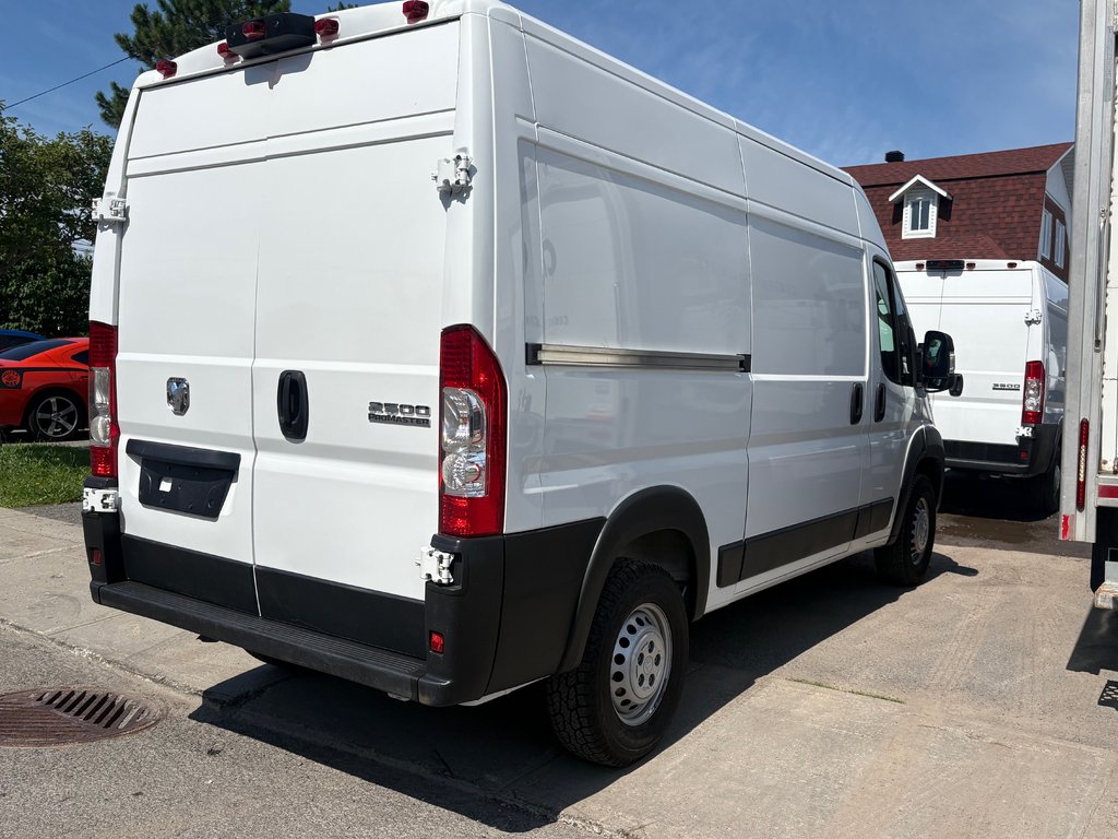 Ram ProMaster Cargo Van 2500 High Roof 136' 2025 à Repentigny, Québec - 8 - w1024h768px