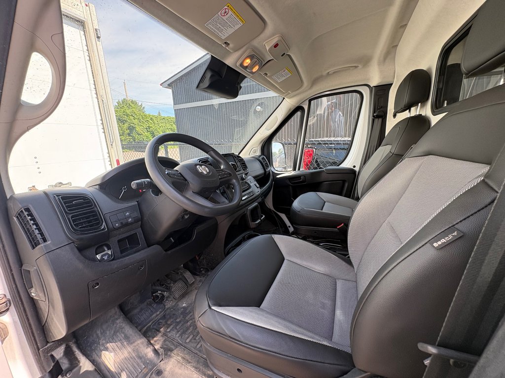 Ram ProMaster Cargo Van 2500 High Roof 136' 2025 à Repentigny, Québec - 13 - w1024h768px