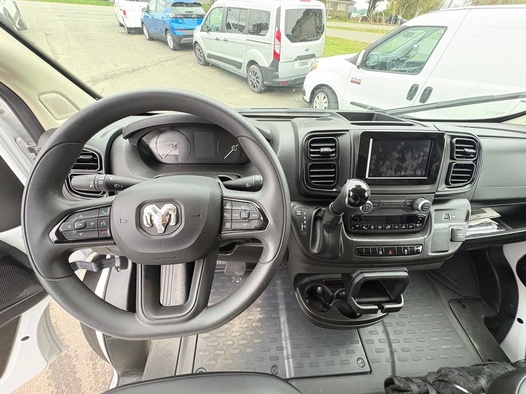 2025 Ram ProMaster Cargo Van 2500 High Roof 136' in Saint-Sulpice, Quebec - 14 - w1024h768px