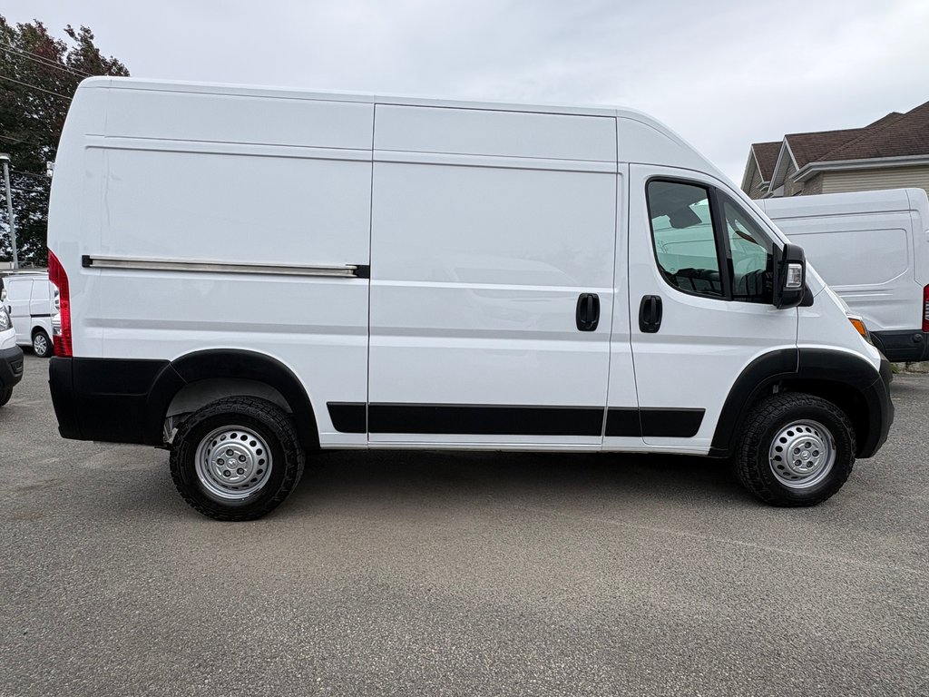 Ram ProMaster Cargo Van 2500 High Roof 136' 2025 à Saint-Sulpice, Québec - 7 - w1024h768px
