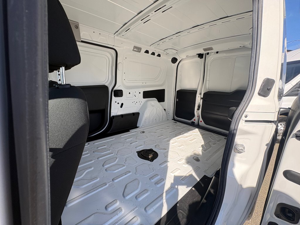 Ram ProMaster City Cargo Van SLT 2018 à Saint-Sulpice, Québec - 10 - w1024h768px