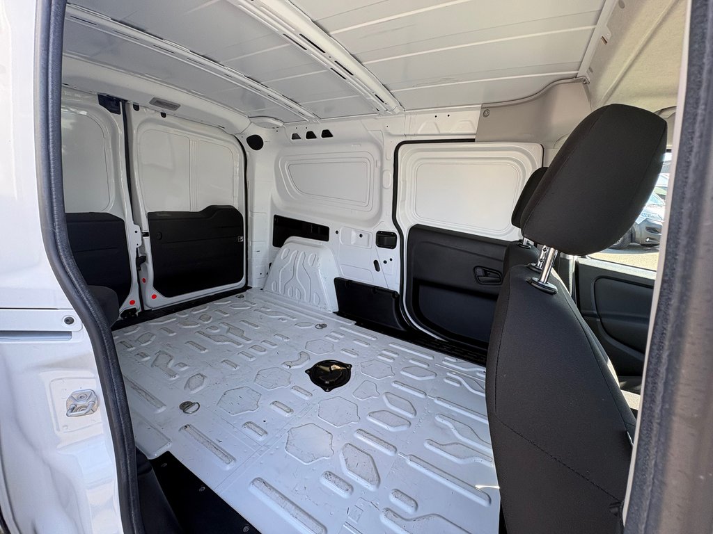 Ram ProMaster City Cargo Van SLT 2018 à Saint-Sulpice, Québec - 12 - w1024h768px