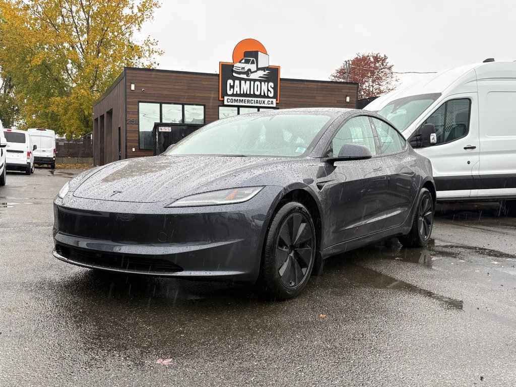 Tesla Model 3 Premium 2026 à Saint-Sulpice, Québec - 1 - w1024h768px