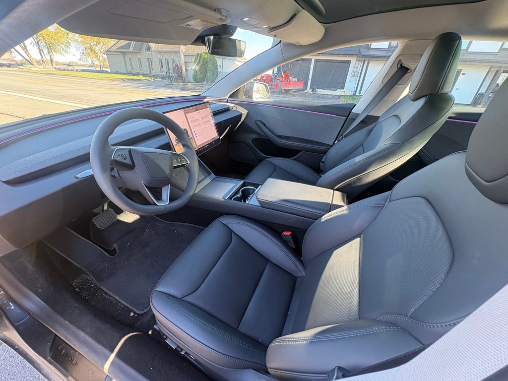 Tesla Model 3 Premium 2026 à Saint-Sulpice, Québec - 8 - w1024h768px