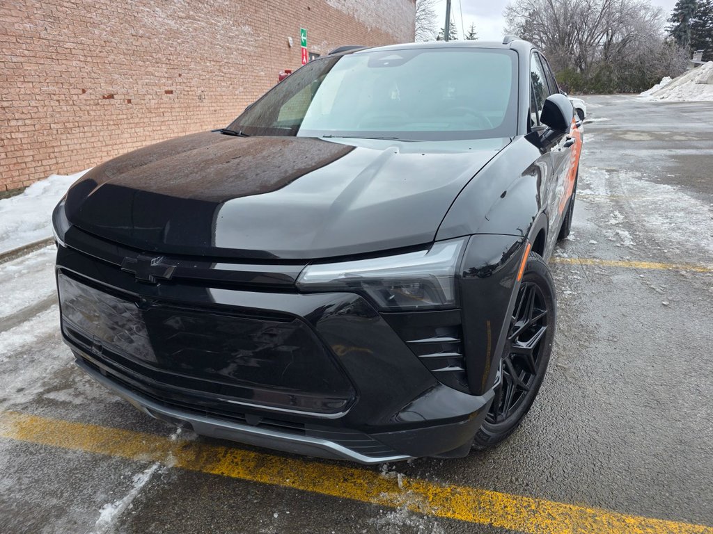 Chevrolet Blazer EV AWD LT 2025 à Repentigny, Québec - 3 - w1024h768px