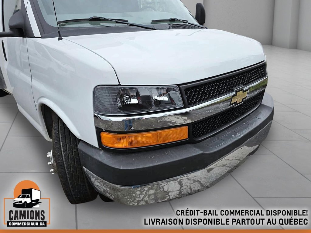 2011 Chevrolet Express Commercial Cutaway 3500 in Repentigny, Quebec - 17 - w1024h768px