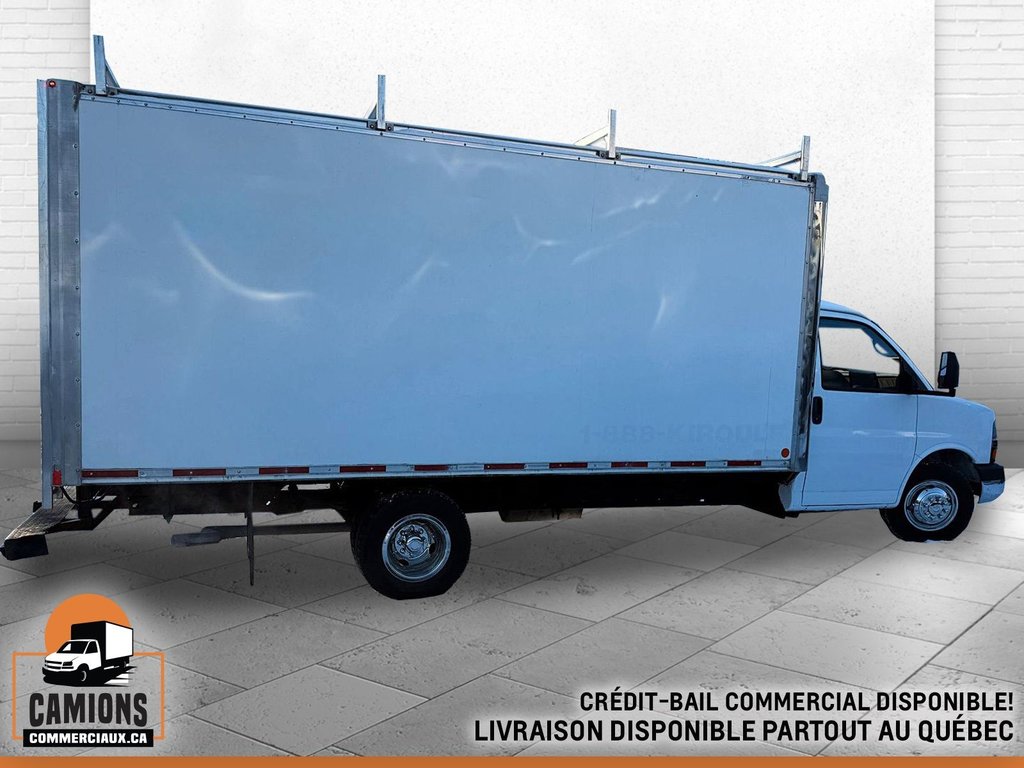 2011 Chevrolet Express Commercial Cutaway 3500 in Repentigny, Quebec - 3 - w1024h768px