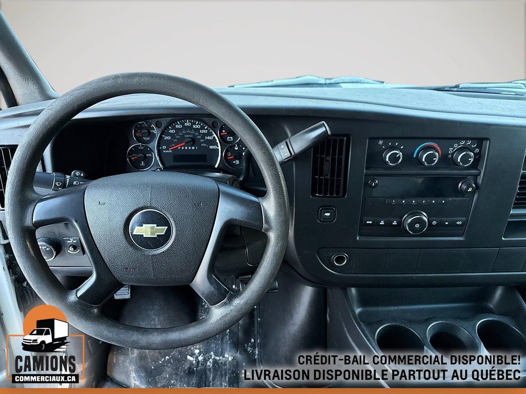 2011 Chevrolet Express Commercial Cutaway 3500 in Repentigny, Quebec - 9 - w1024h768px