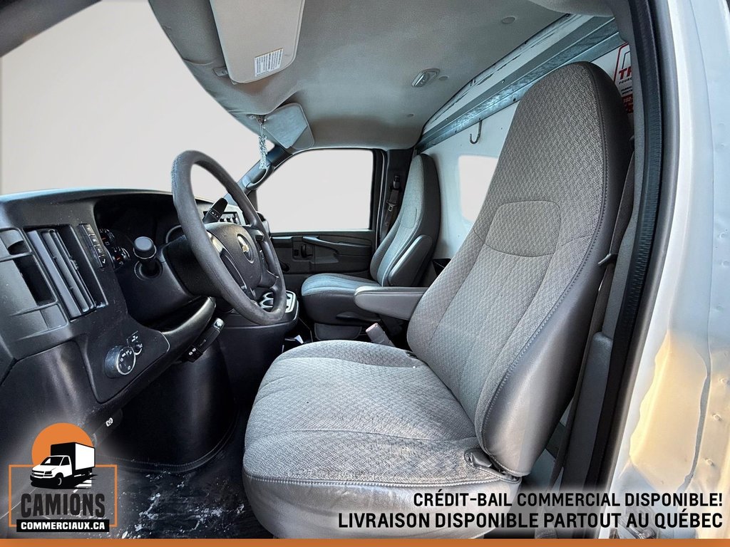 2011 Chevrolet Express Commercial Cutaway 3500 in Repentigny, Quebec - 26 - w1024h768px