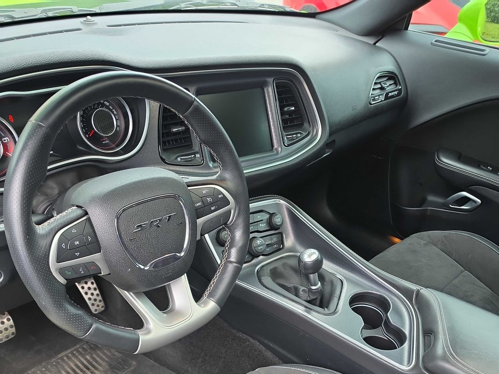 Dodge Challenger SRT 392 2015 à Repentigny, Québec - 5 - w1024h768px