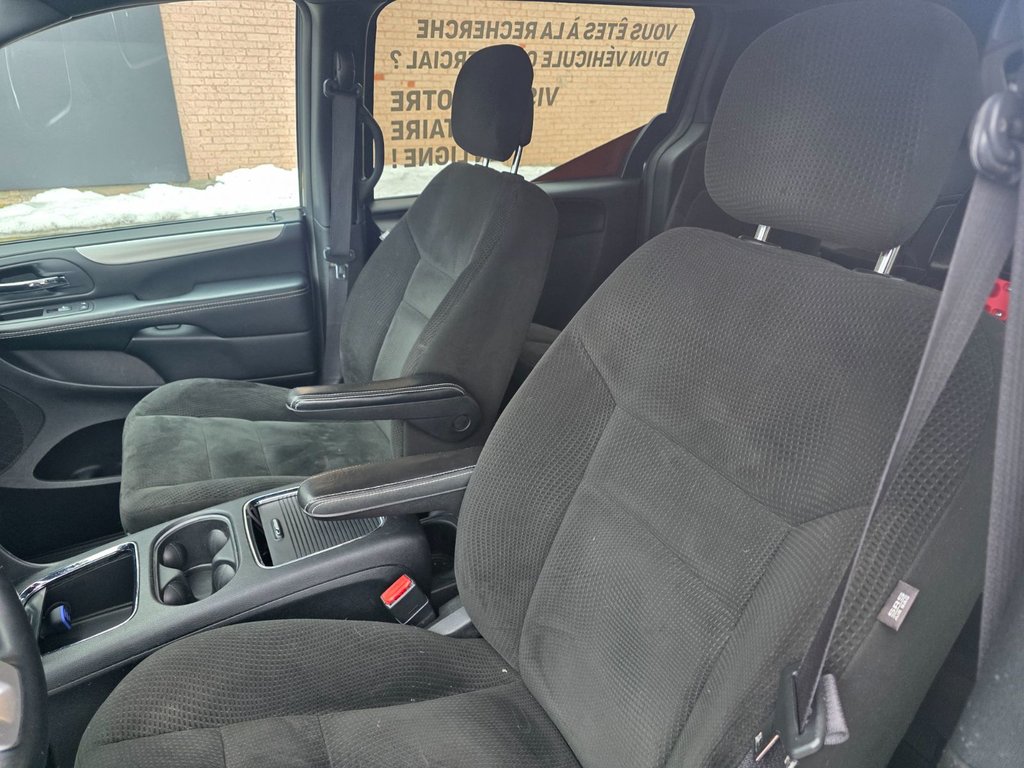 Dodge Grand Caravan SXT BlackTop *DVD* FULL 2016 à Repentigny, Québec - 9 - w1024h768px