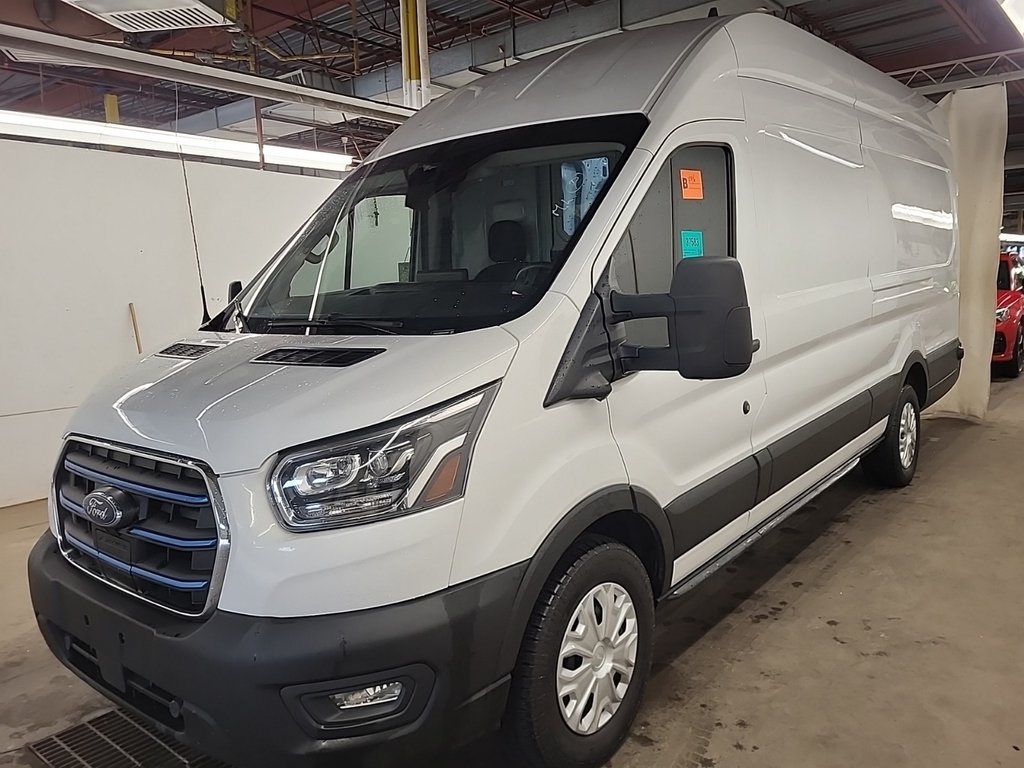 Ford E-Transit Cargo Van T-350 High Roof 148' 2022 à Repentigny, Québec - 1 - w1024h768px