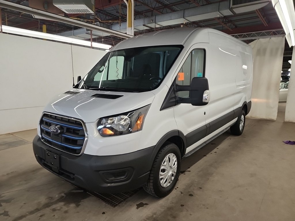 2023 Ford E-Transit Cargo Van T-350 Medium Roof 148' in Repentigny, Quebec - 1 - w1024h768px